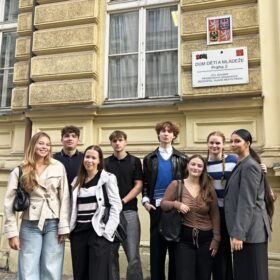 Beseda s kandidáty na primátora